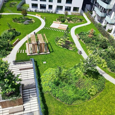 Yarn - Brand New - Free Parking - Balcony With City View - Central Shopping Mall Bratislava Luaran gambar